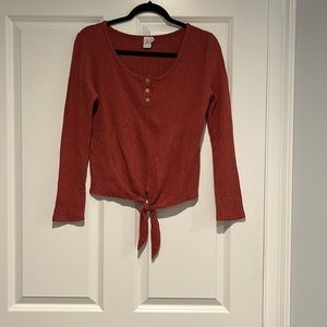 Women’s soft long-sleeve blouse w/tie and buttons